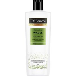 Balsam TRESEMME Flawless Waves, hidratant, 400ml